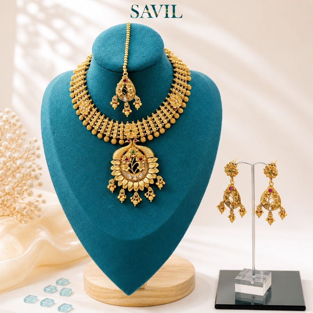 Thendral Necklace Set