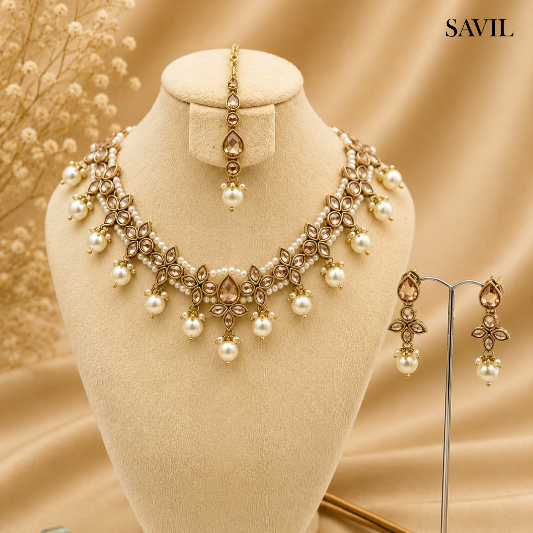 Thaara Trendy Diva Necklace Set