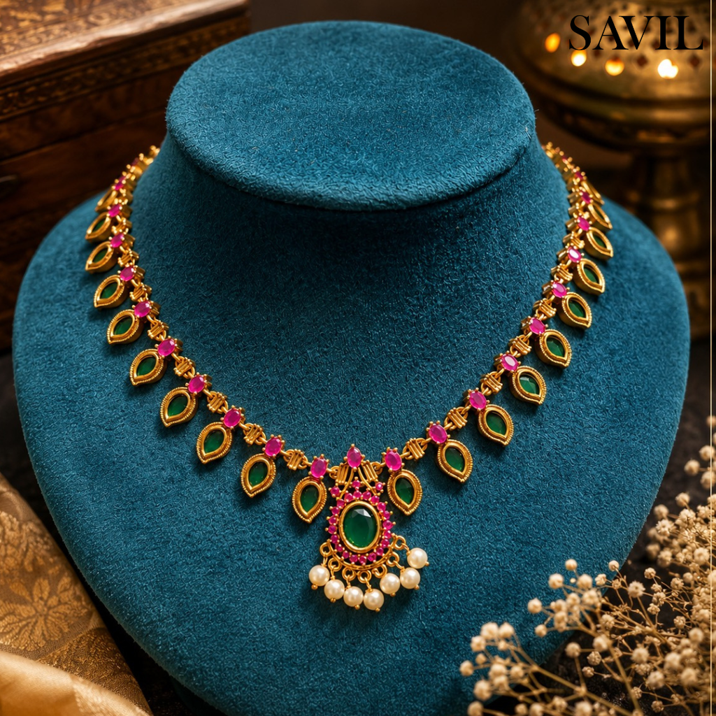 Emerald Rani Necklace Set